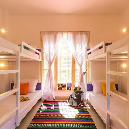 Gostops Dalhousie - Rooms & Dorms Ngoại thất bức ảnh