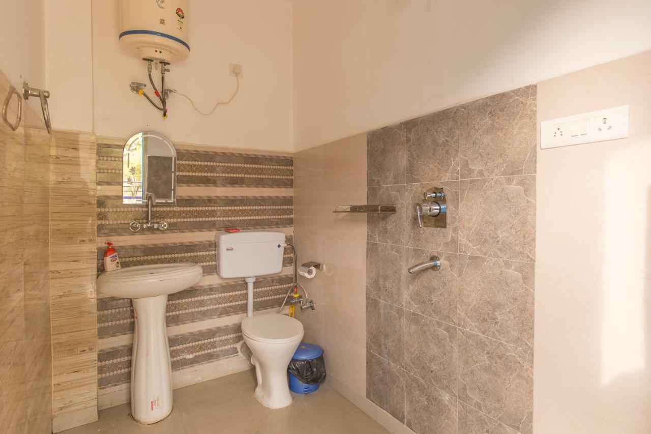Gostops Dalhousie - Rooms & Dorms Ngoại thất bức ảnh