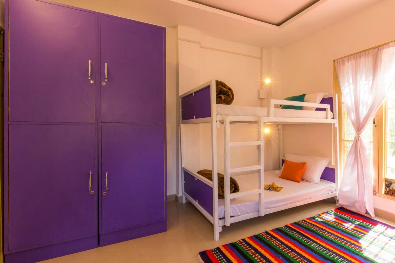 Gostops Dalhousie - Rooms & Dorms Ngoại thất bức ảnh