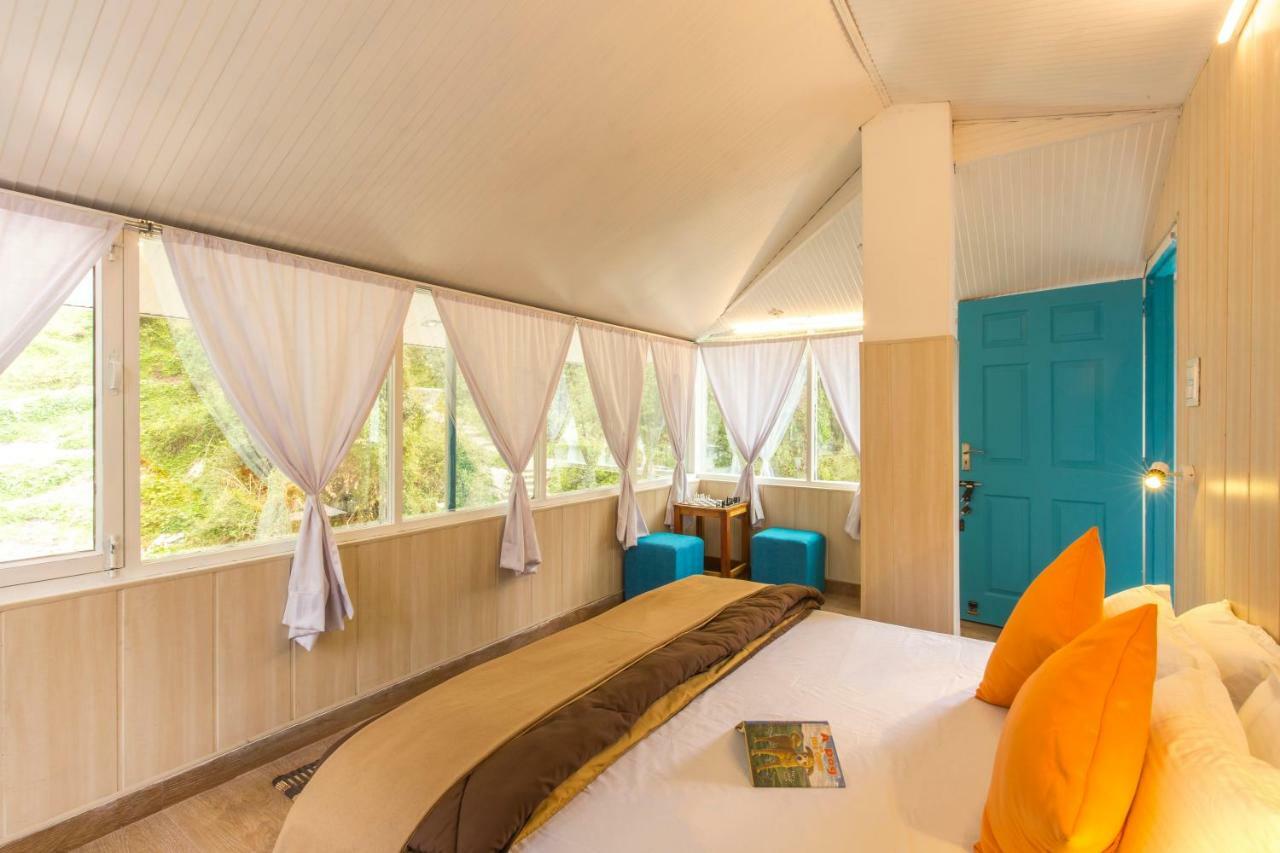 Gostops Dalhousie - Rooms & Dorms Ngoại thất bức ảnh