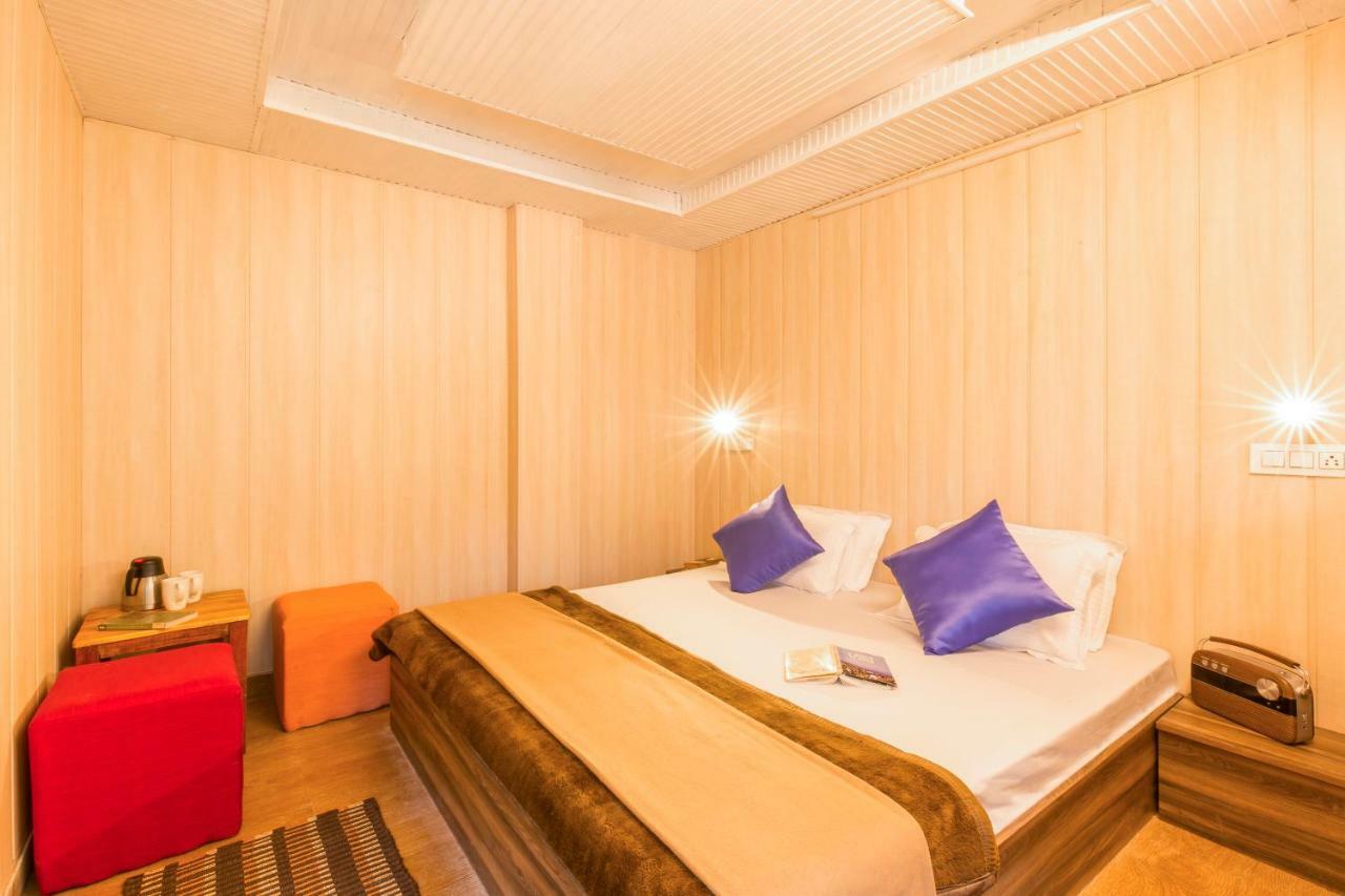 Gostops Dalhousie - Rooms & Dorms Ngoại thất bức ảnh